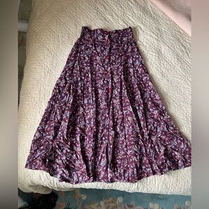 Beautiful Vintage Midi Skirt